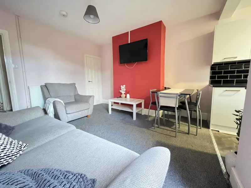 West End // 4 Bed House // Aug 2026 - Image 21