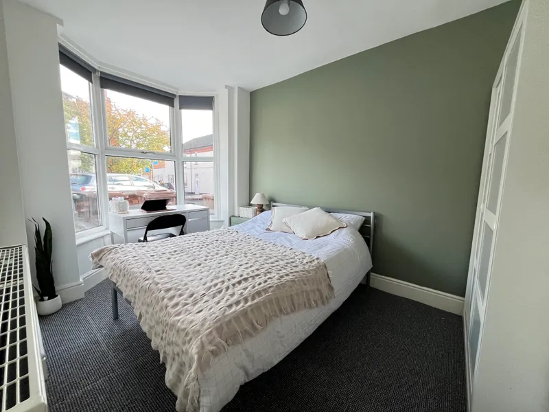 West End // 4 Bed House // Aug 2026 - Image 10