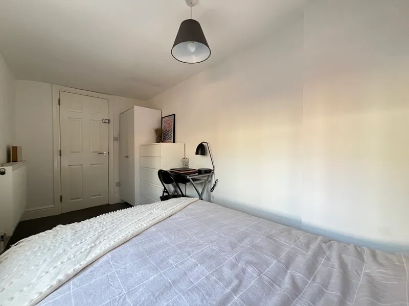 West End // 4 Bed House // Aug 2026 - Image 14