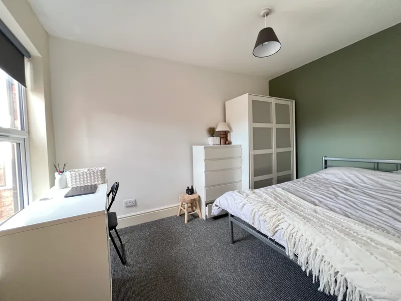 West End // 4 Bed House // Aug 2026 - Image 24