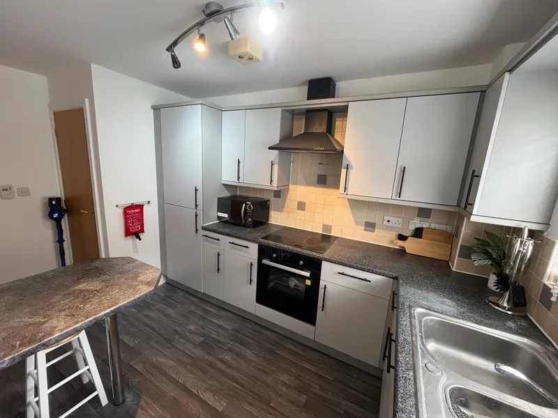2 Bed Student Flat // Jul 2026 - Image 3