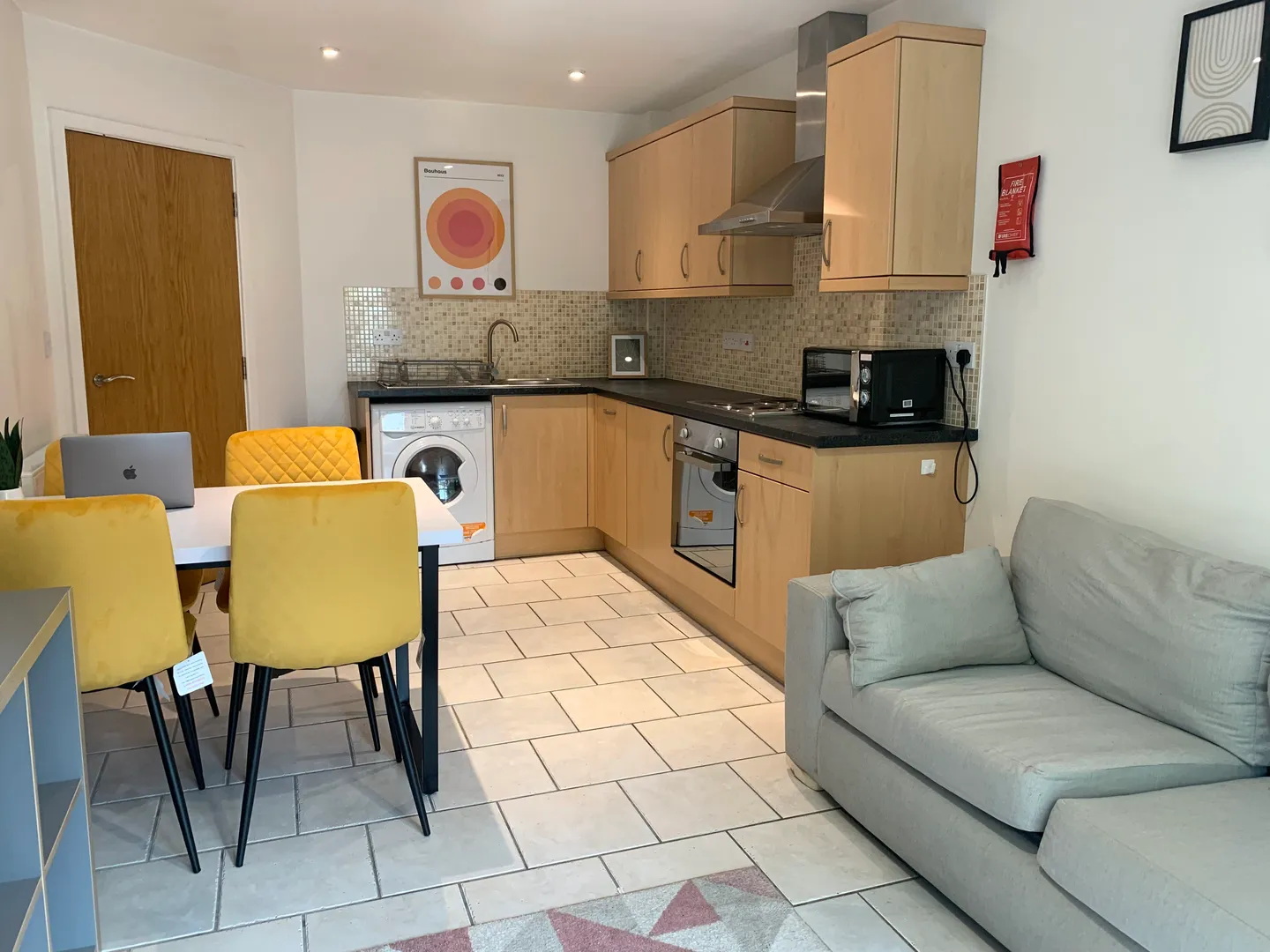 2 BED STUDENT APARTMENT // 2026/7 - Main Image