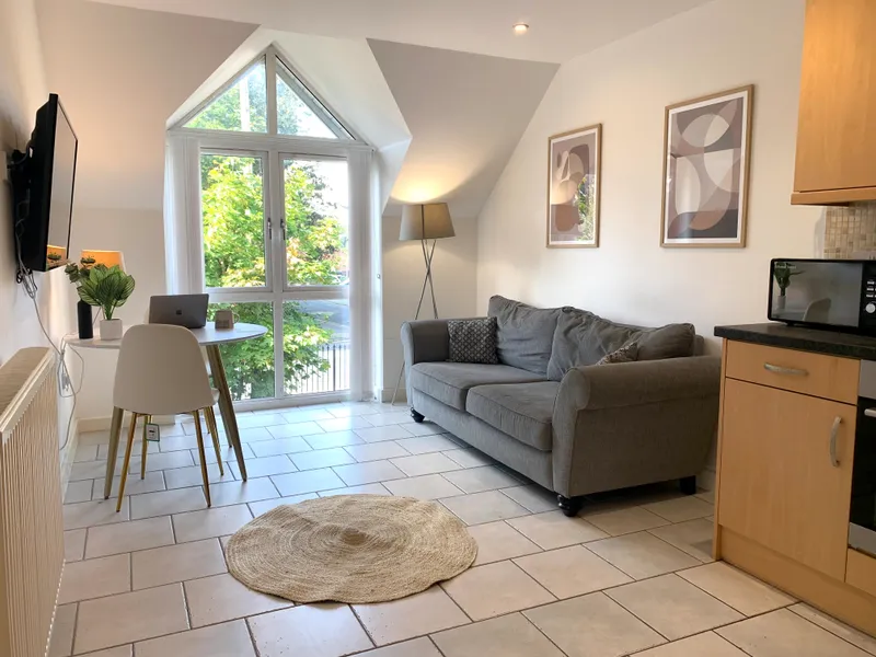 2 BED STUDENT FLAT // 2026/7 - Thumbnail 1