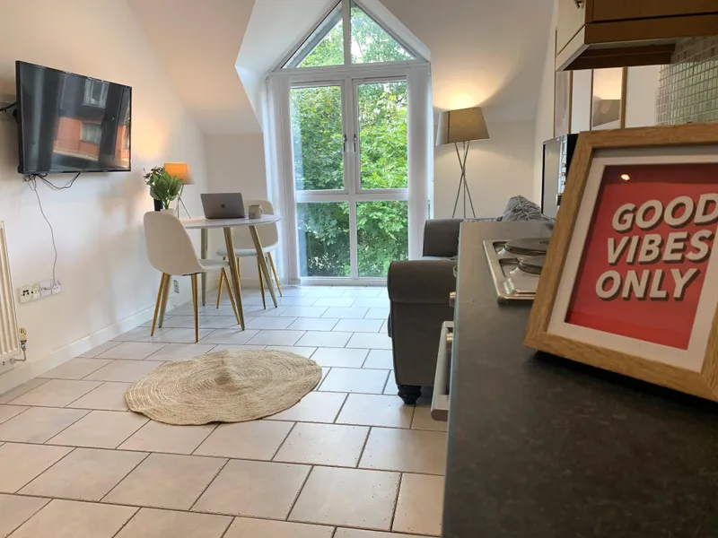 2 BED STUDENT FLAT // 2026/7 - Image 3