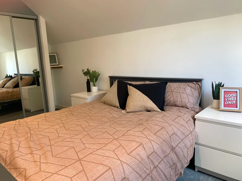 2 BED STUDENT FLAT // 2026/7 - Image 6