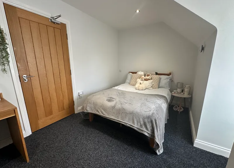 2 BED EN SUITE STUDENT FLAT // 2026/7 - Thumbnail 1