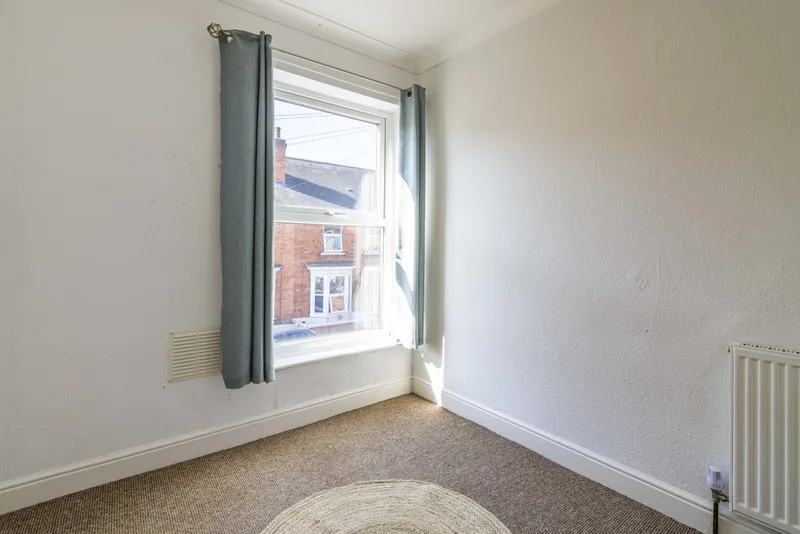 Kirkby St // 2 Bed +2 Study Rooms // SEPT 2026 - Image 16