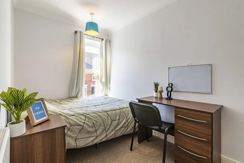 Kirkby St // 2 Bed +2 Study Rooms // SEPT 2026 - Image 15