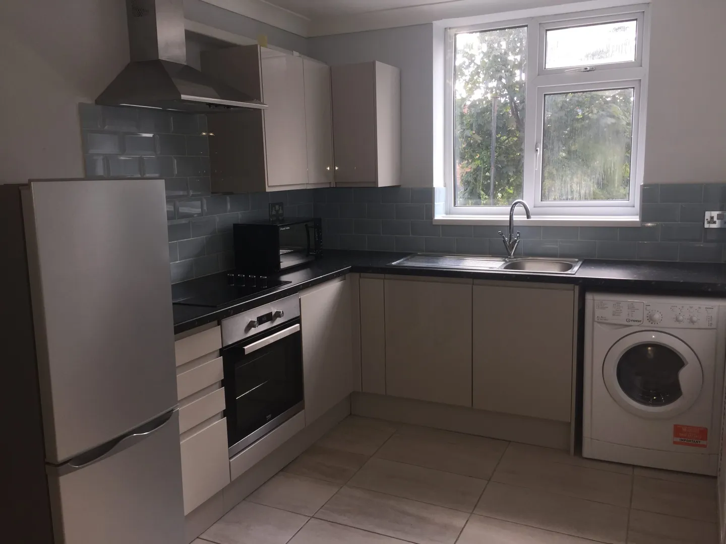 West End // Yarborough Rd // 2 Bed & 2 Bath // AUG 2026 - Main Image