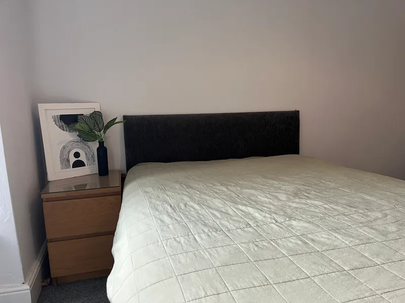 Cosy 3 Bedroom House // 2026/7 - Image 3