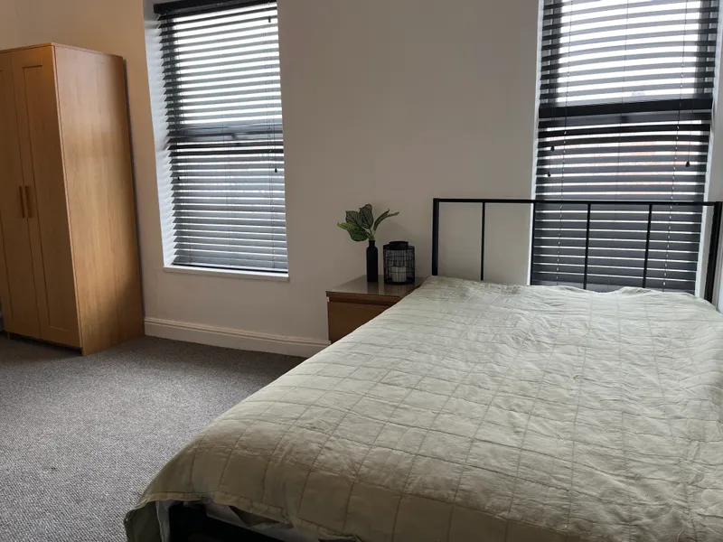 Cosy 3 Bedroom House // 2026/7 - Image 18