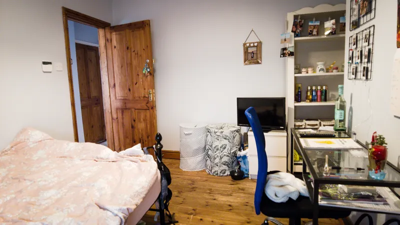 Charming 3 Bedroom House // 2026/7 - Image 14