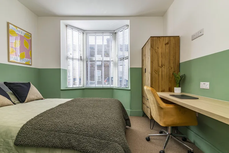 Ripon St // 5 Bed + 5 Bath // All En-suite // Aug 2026 - Image 32