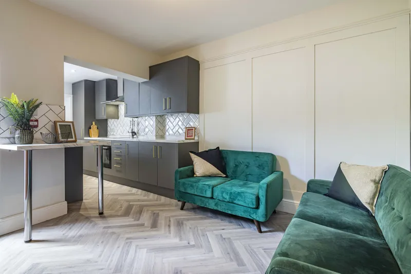 Ripon St // 5 Bed + 5 Bath // All En-suite // Aug 2026 - Image 25