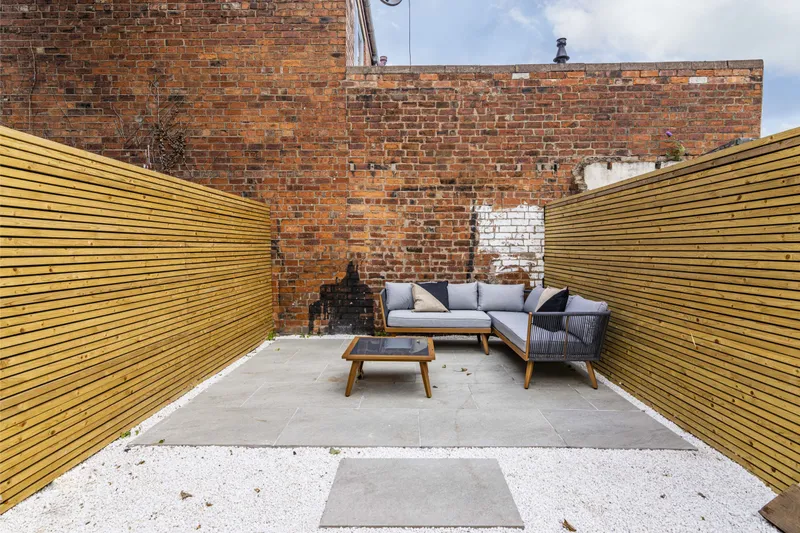 Ripon St // 5 Bed + 5 Bath // All En-suite // Aug 2026 - Image 4