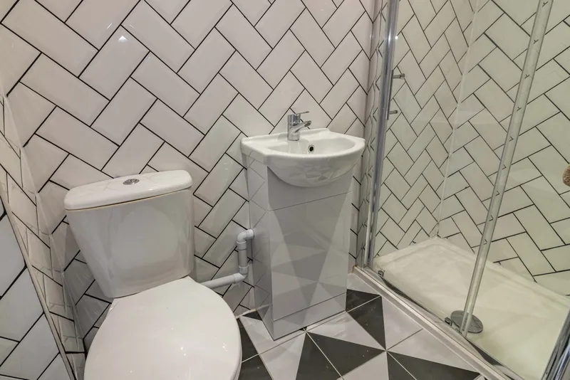 Ripon St // 5 Bed + 5 Bath // All En-suite // Aug 2026 - Image 16