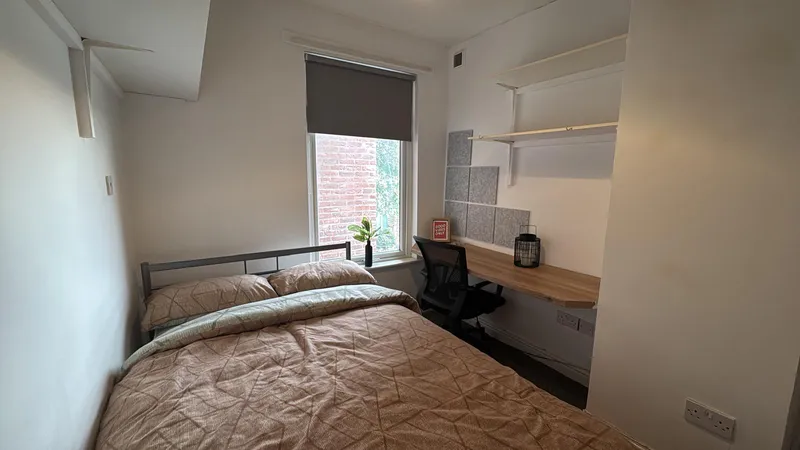 Stylish 4 Bedroom House // 2026/7 - Image 17