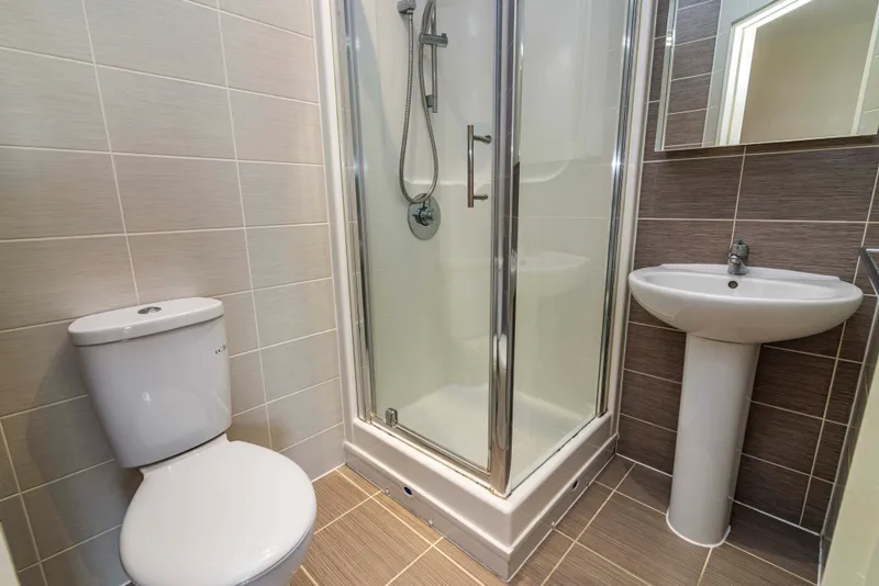 4 Bed Ensuite Flat // 2026/7 - Image 8