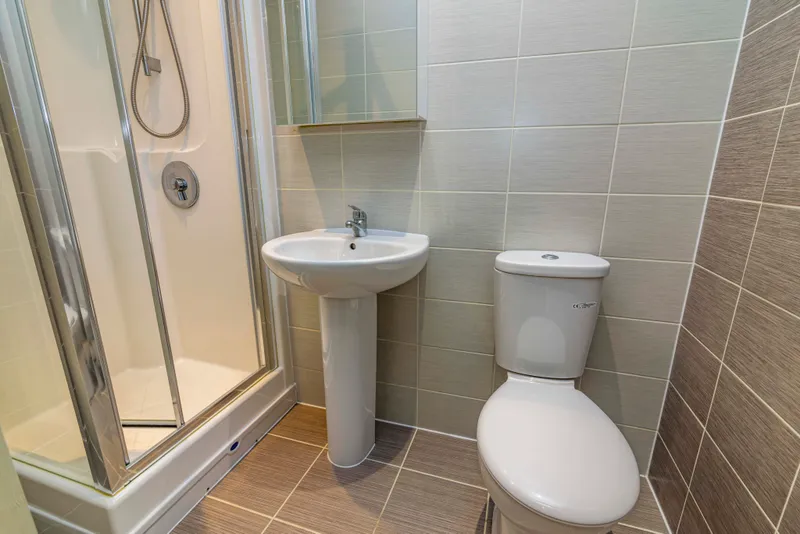 4 Bed Ensuite Flat // 2026/7 - Image 12