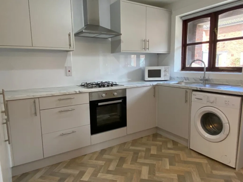 80 Princess Street, LN5 7QL; 4 BED - EXCLUSIVE DEAL! - Thumbnail 4