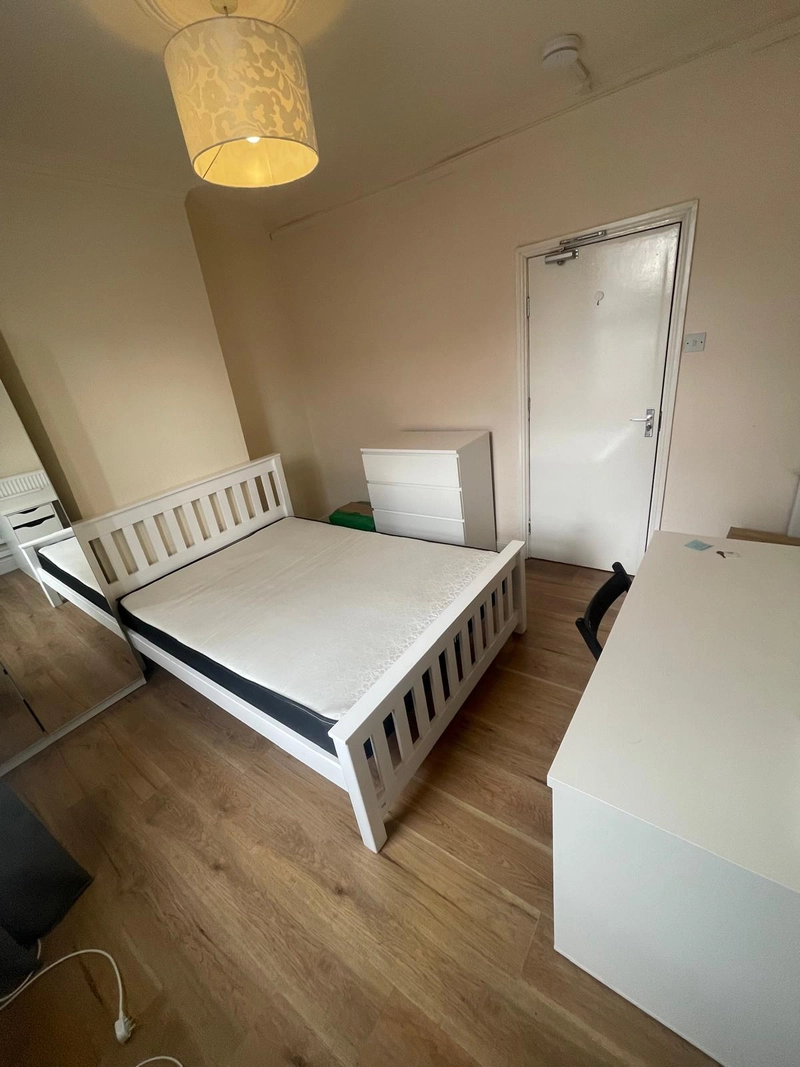 Alfreton road, 3-Bed Flat | All Bills Included | Student NG7 - Thumbnail 5