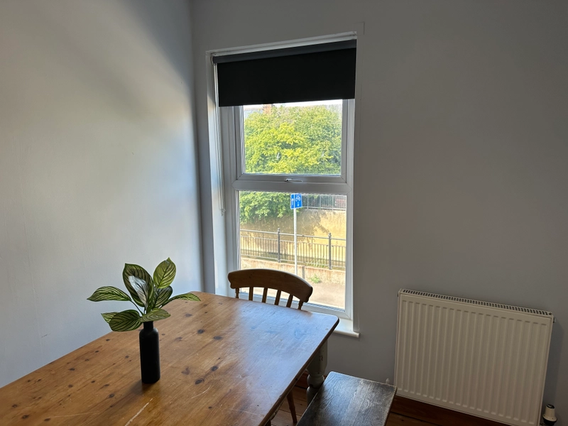 3-Bed House | Bills Inc | Private Study | Large Garden - Thumbnail 12