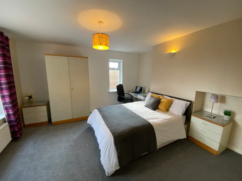 Large 6 Bed  Student House // JUL 2026 - Image 12