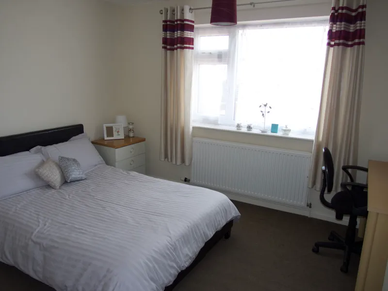Large 6 Bed  Student House // JUL 2026 - Image 7