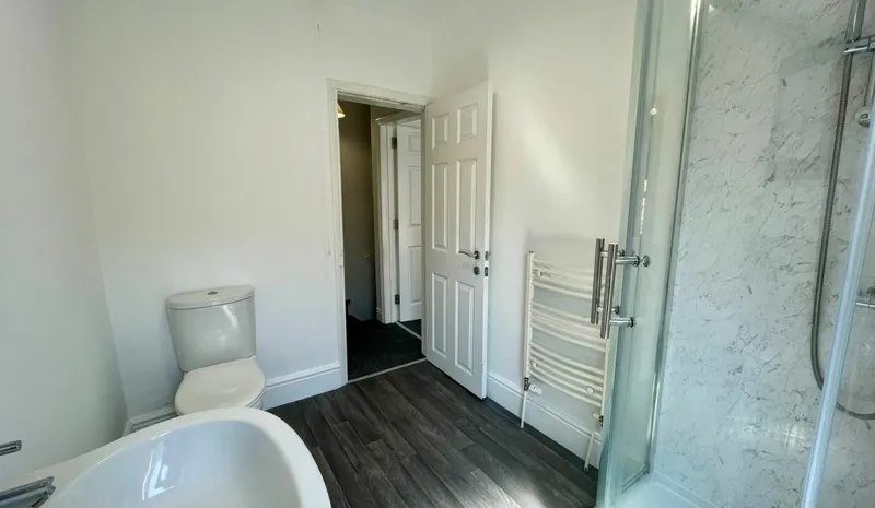 Eastfield St // 3 Bed // JUNE 2026 - Image 9