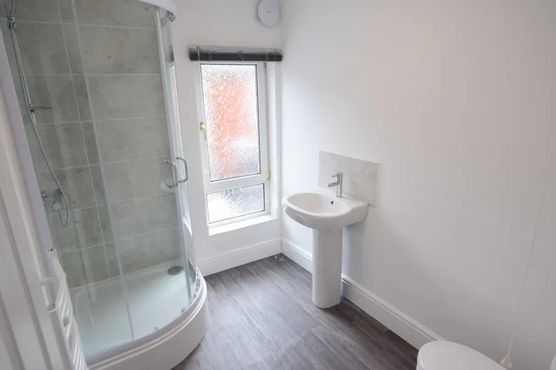 Eastfield St // 3 Bed // JUNE 2026 - Image 8