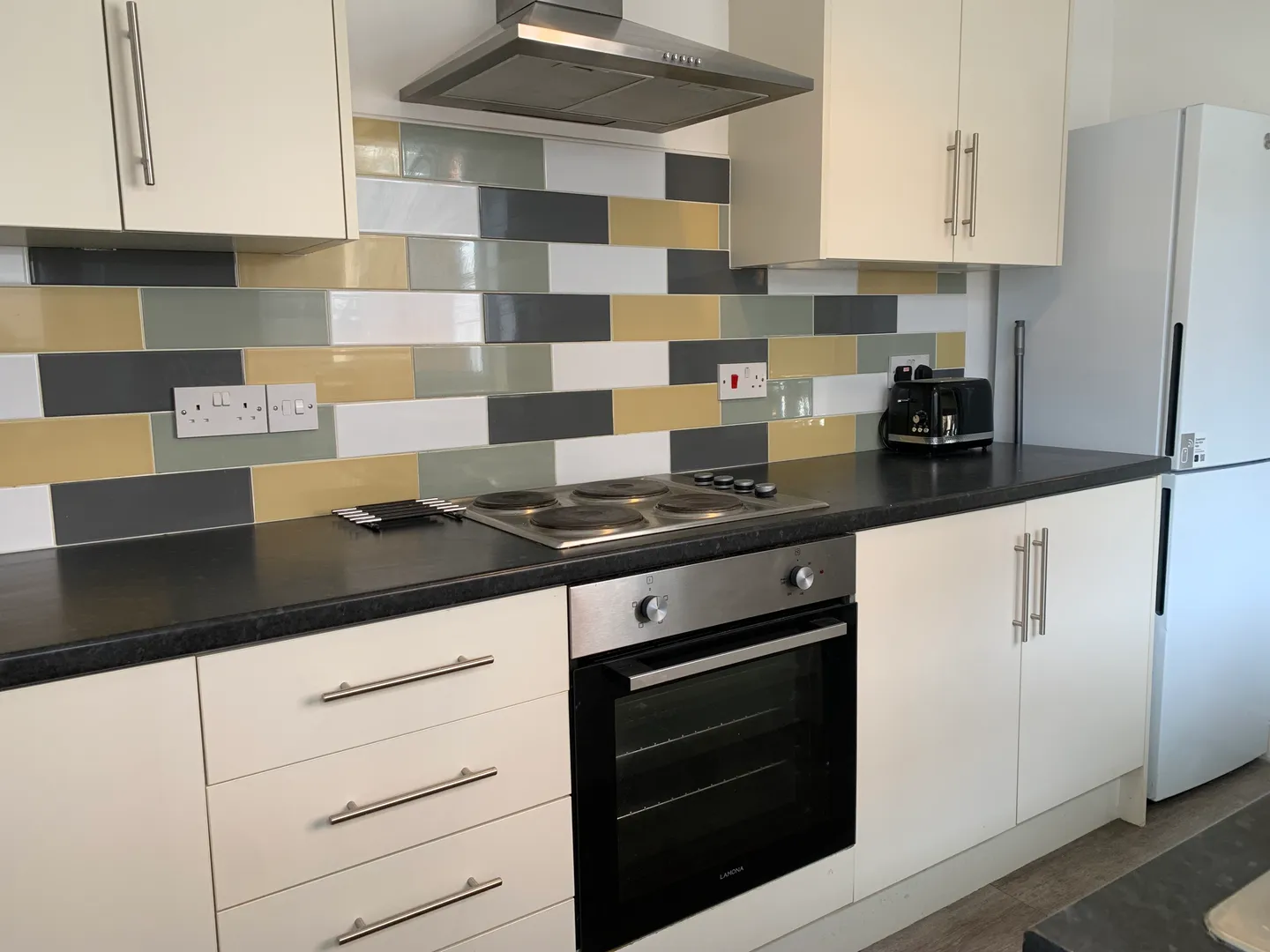 Turner St // 3 Bed // SEPT 2026 - Image 1