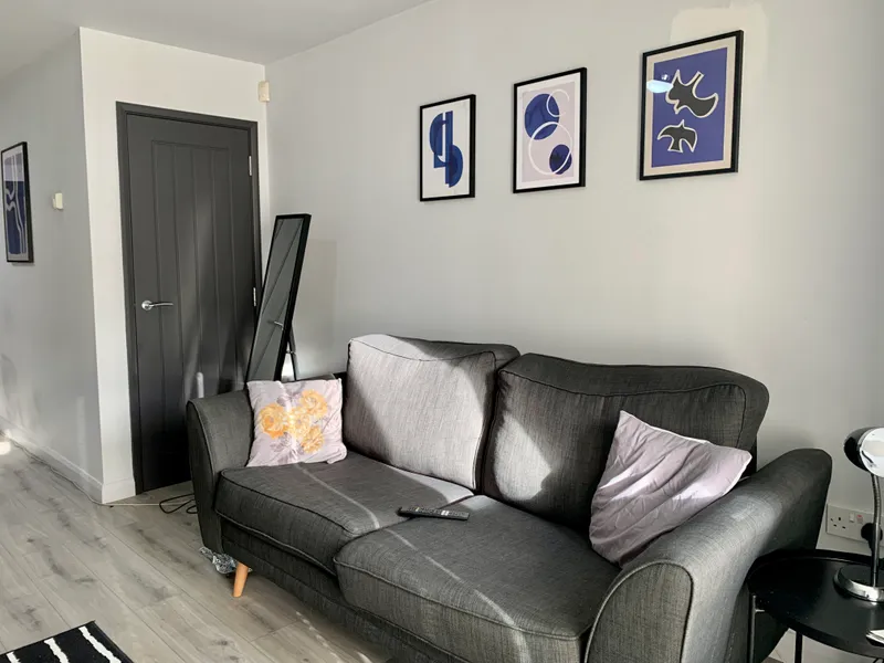 2 BED STUDENT PROPERTY / 26/27 - Image 7