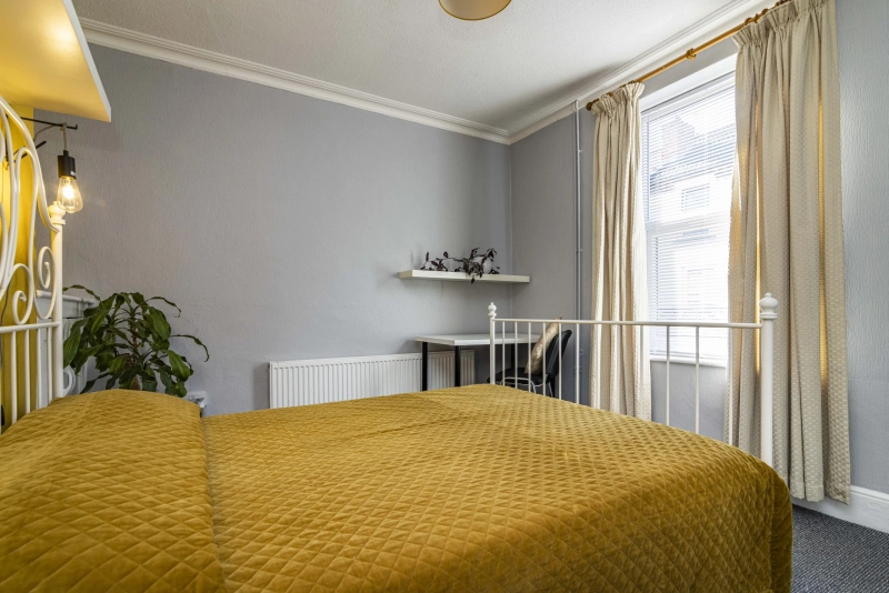 Thesiger Street, LN5 7UW - 2 Bed - Thumbnail 10