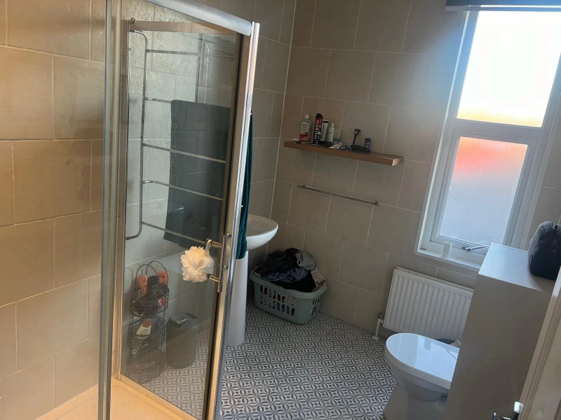 Kesteven Street - 3 Bed - Thumbnail 3