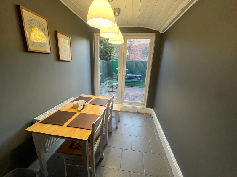 Kesteven Street - 3 Bed - Thumbnail 7
