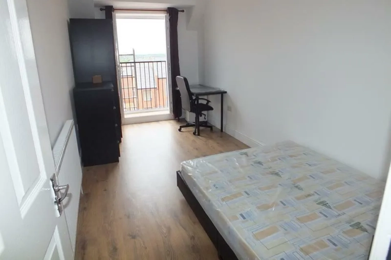 6 bedroom student house - Lenton  (Clifford Street) - Thumbnail 3