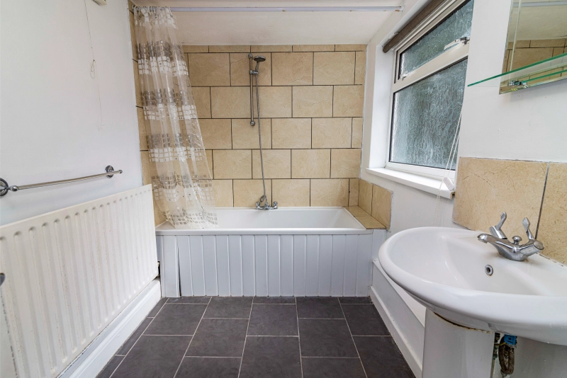 3 Bed - Bills inclusive - Sincil Bank, LN5 7TQ - Thumbnail 11