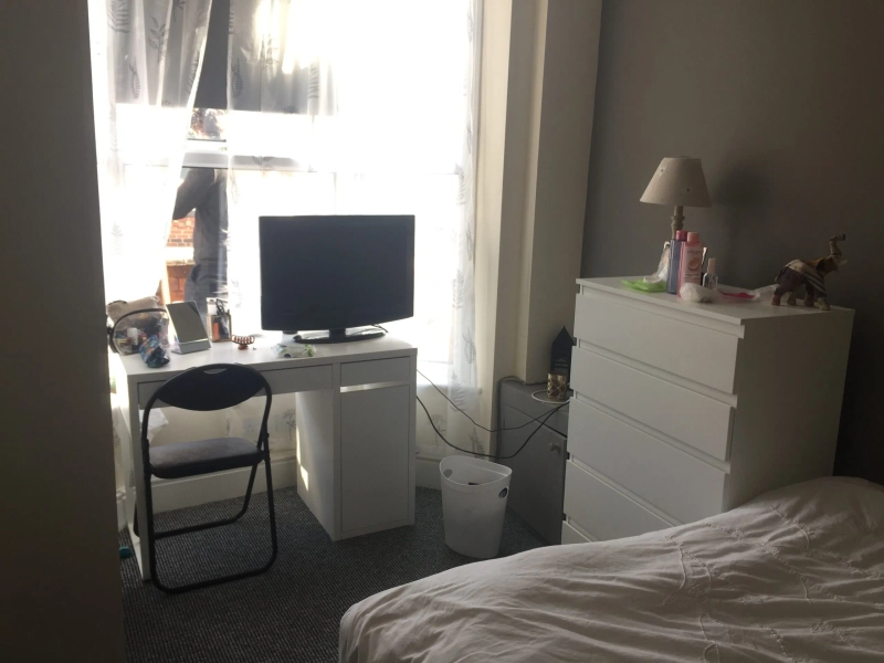 Moor Street - 4 Bed Student Property All Bills Included - Thumbnail 3