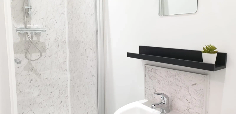 Ensuite - Bills Inclusive - Monson Street - 5 Bed - Thumbnail 8