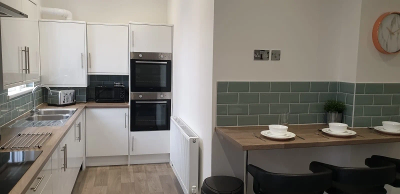 Ensuite - Bills Inclusive - Monson Street - 5 Bed - Thumbnail 7