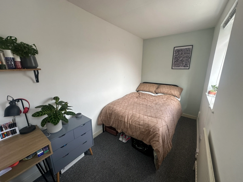 3 Bed Student Property | BILLS INCLUDED - Thumbnail 12