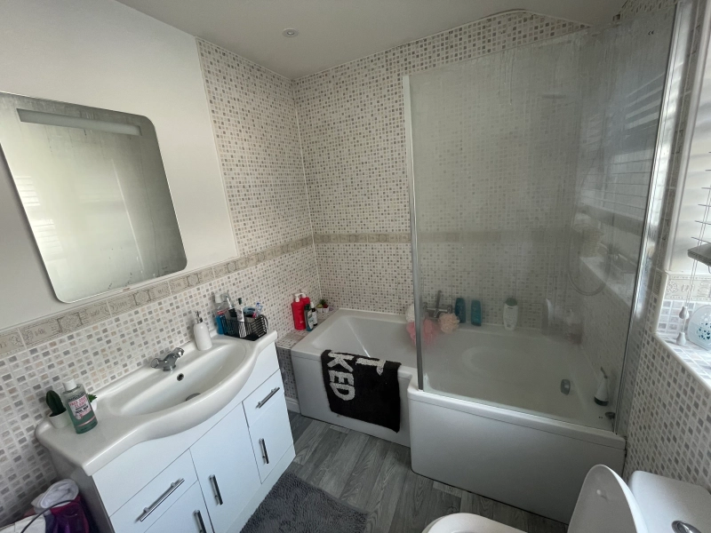 Derwent Street, LN1 1SL - 4 Bed - Thumbnail 4