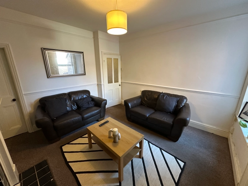 4 Bed Student House - BILLS INCLUDED - Thumbnail 5