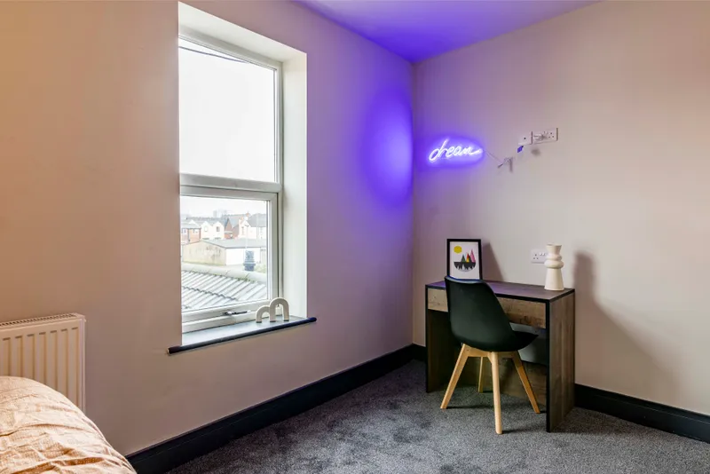 5 BED EN SUITE STUDENT HOUSE // 2026/7 - Image 9