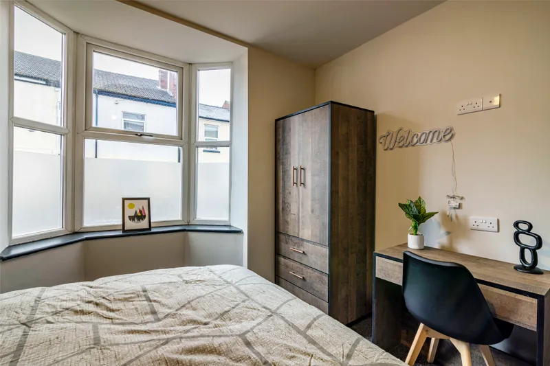 ALL ENSUITE // 5 Bed // AUG 2026 - Thumbnail 33