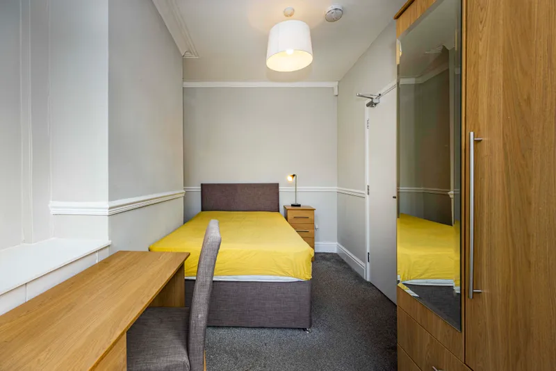 Beeston: Windsor Street  4 bed, 2 bath student house NG9 2BW - Image 12