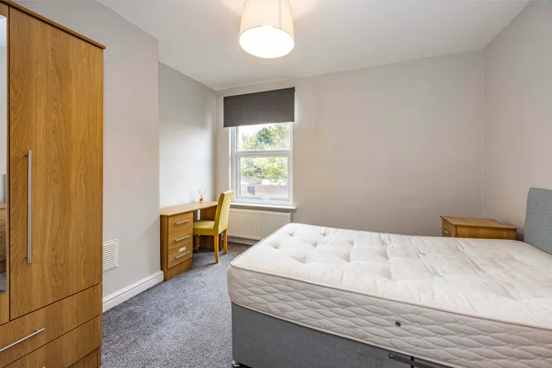 Beeston: Windsor Street  4 bed, 2 bath student house NG9 2BW - Image 10