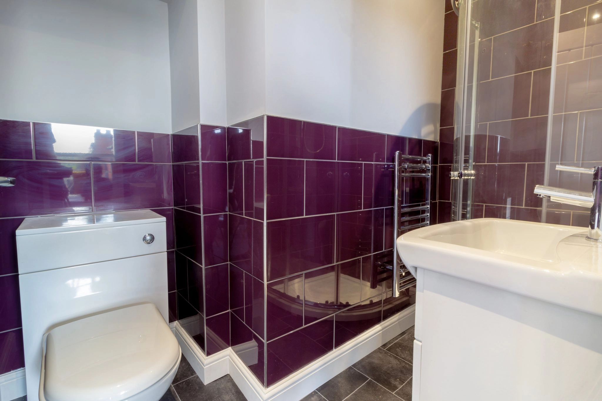 Modern 5-Bed Ensuite Student Property -All Bills Included! - Image 1
