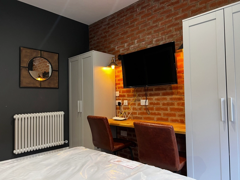 Lenton Boulevard: Flat 2 -  Luxury 1 bed student apartment - Thumbnail 4