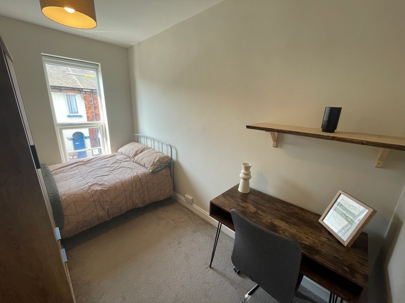 Portland Street - 4 Bed, 3 Bath - Bills Inlcusive - Thumbnail 11